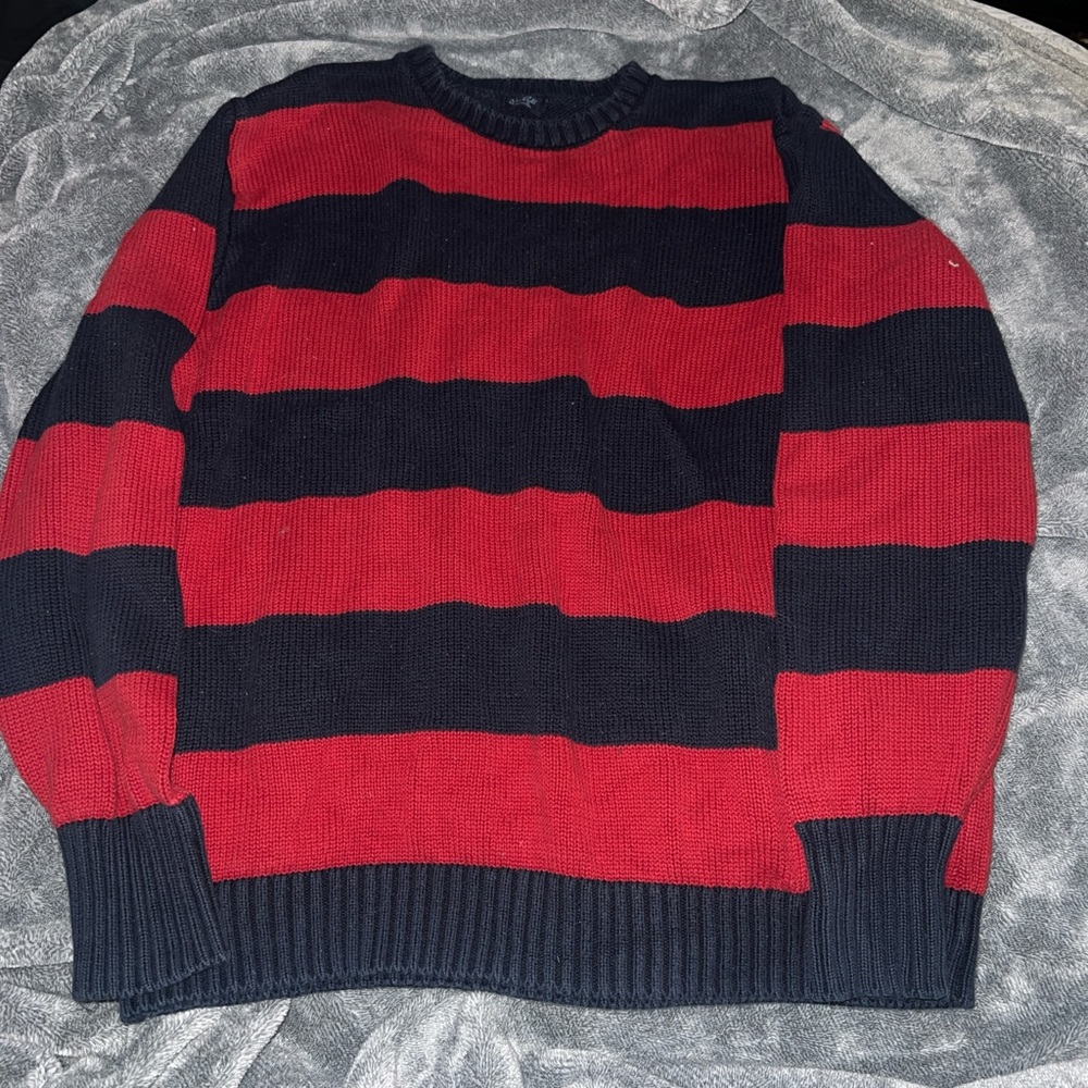 Brandy Melville sweater